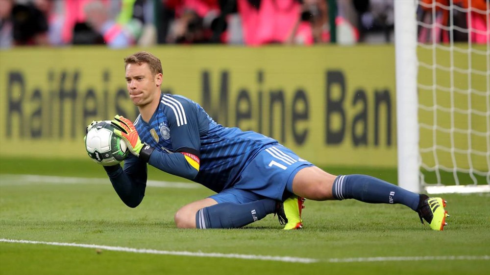 Manuel Peter Neuer - đội trưởng đội tuyển bóng đá Đức