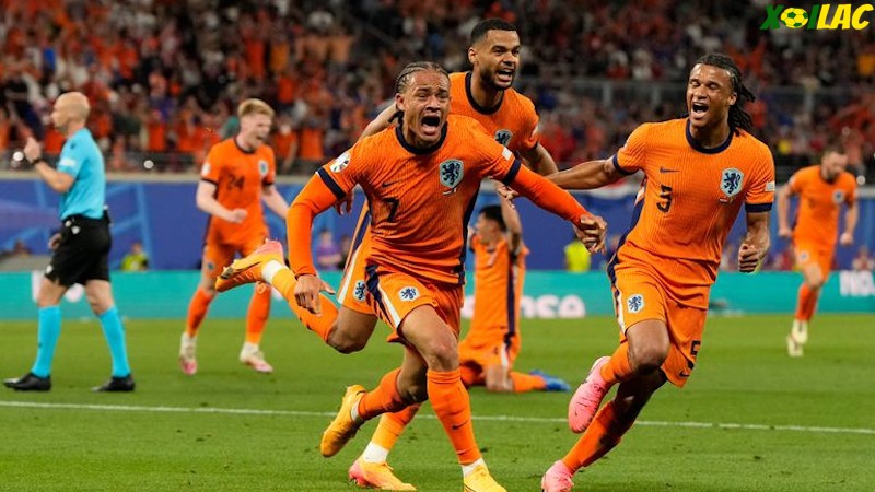 Romania sẽ đối đầu với Hà Lan tại vòng Play Off Romania sẽ đối đầu với Hà Lan tại vòng Play Off