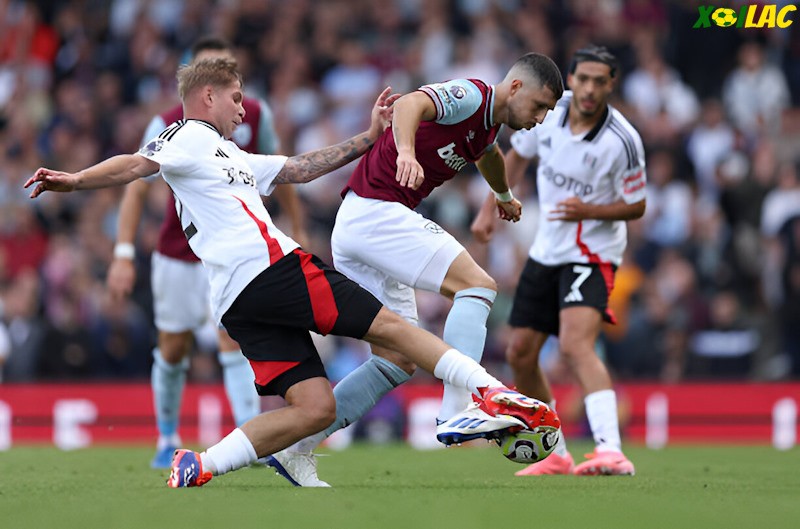 West Ham sẽ đối đầu với Fulham trên sân nhà tại vòng 20 Ngoại Hạng Anh West Ham sẽ đối đầu với Fulham trên sân nhà tại vòng 20 Ngoại Hạng Anh